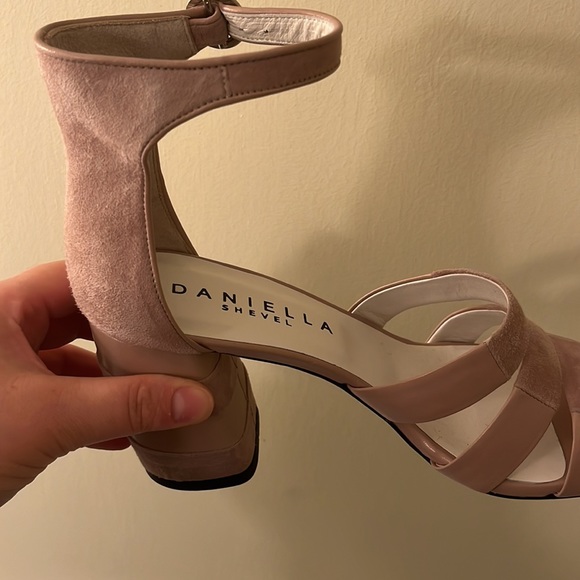 Daniella Shevel dusty Pink, Block heel Suede - size 9 Beautiful shoes - Picture 11 of 11